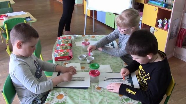 Салют на площади Победы. Занятие по изодетельности. Ясли-сад 111 г. Витебска смотреть онлайн