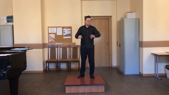 Ван Сяньхао, 27 лет, Георгий Свиридов "Поет зима" смотреть онлайн