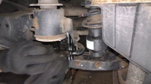 Subaru Outback 2.5 2012 года. (Замена втулок стабилизатора заднего)