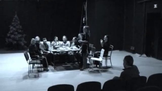 Песни-танцы, дочки-матери...