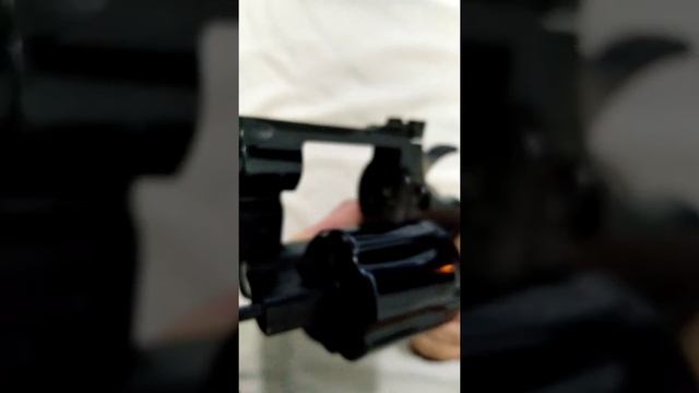 Revolver colt python 357 mágnum смотреть онлайн