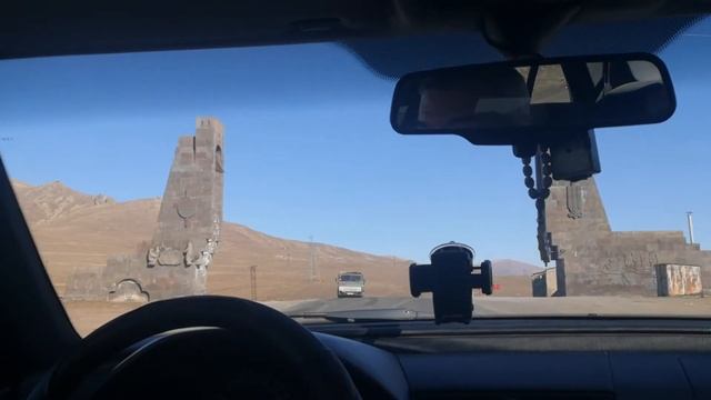 Yerevan to Goris смотреть онлайн