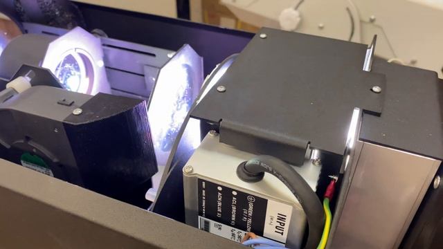 Проектор для рекламы на пленочных слайдах от ГОБОИМИДЖ IMAGE LED 150 OUTDOOR G5 PRO смотреть онлайн