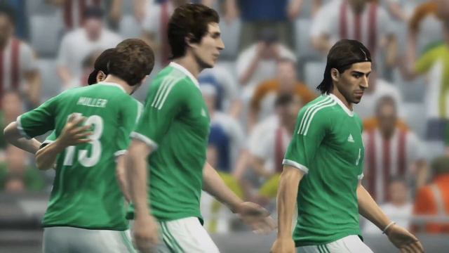 PES 2013 Gameplay - England vs Germany смотреть онлайн