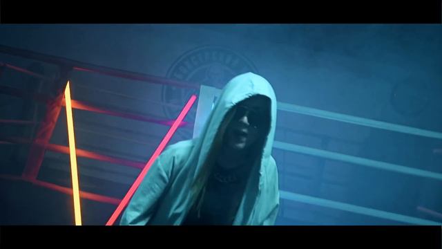 Bad Girls - Твой парень лох Премьера официального видео смотреть онлайн