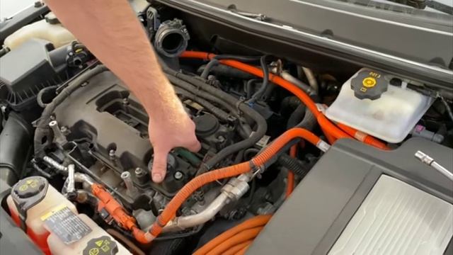 сервисная замена клапанной крышки смотреть онлайн