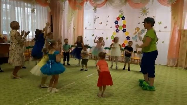 8 марта средняя группа "Ягодки" 4.03.2022 смотреть онлайн