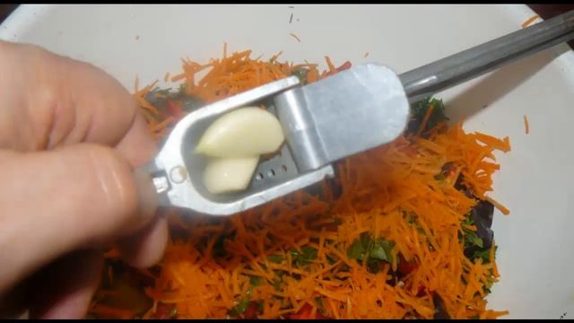 Баклажаны по-корейски. Вкуснейший рецепт на зиму. смотреть онлайн