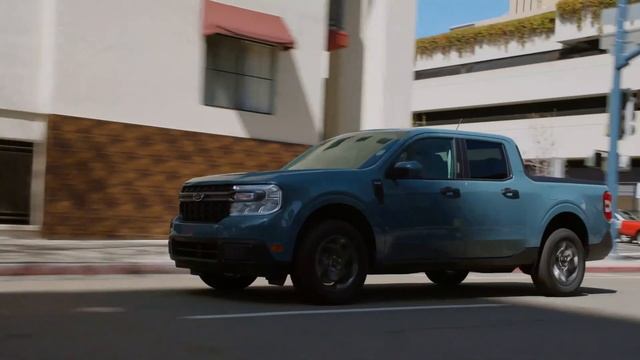 2022 Ford Maverick Hybrid on the Road | Autoblog смотреть онлайн