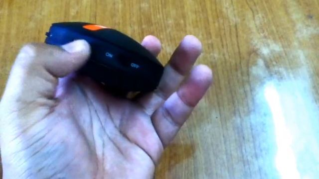 JBL (Bugg) On Tour Micro - Portable iPhone Speaker - Unboxing & Quick Demo смотреть онлайн
