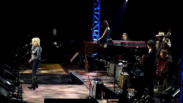 Love For Levon - Whispering Pines Ft. Lucinda Williams 10-3-12 Izod Center, NJ смотреть онлайн