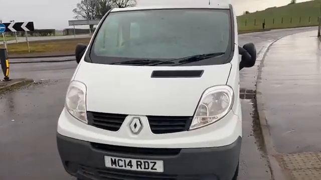 2014 Renault Trafic SI27 DCI S/R W/V смотреть онлайн