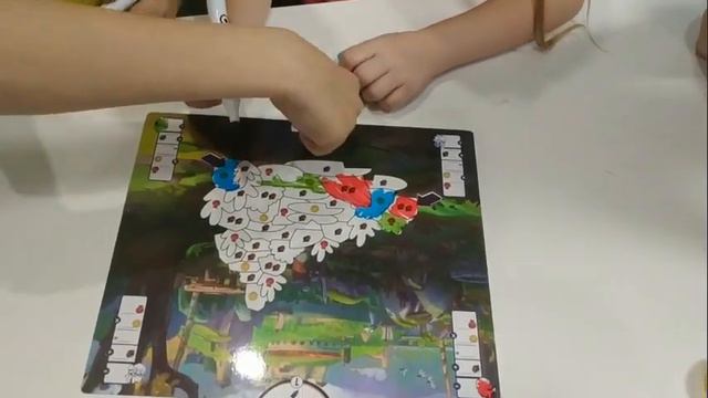 Распаковка настольной игры Цветные сражения смотреть онлайн