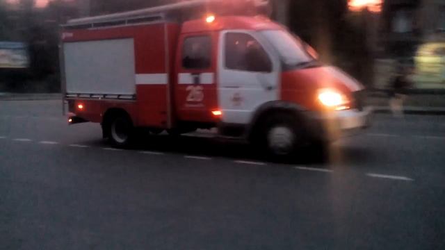 Кривой Рог Пожарная машина.троллейбусное депо 2.23.09 смотреть онлайн