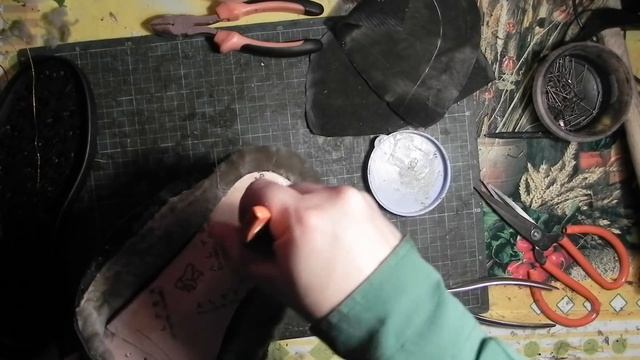 Мастер-класс №18. Как шить обувь. Зимние ботинки. Часть 9. Winter boots master class смотреть онлайн