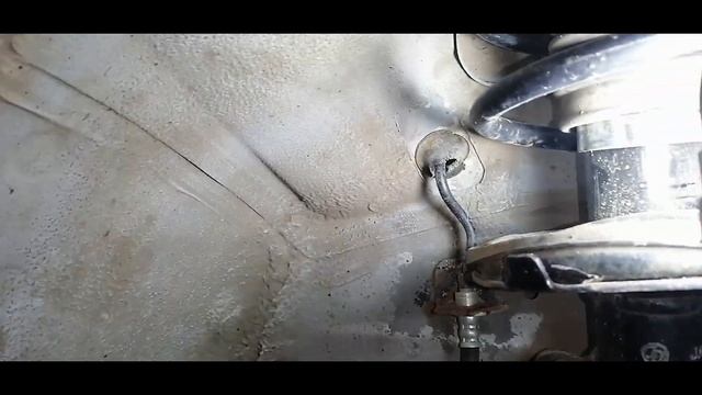 Жидкие подкрылки DINITROL 479