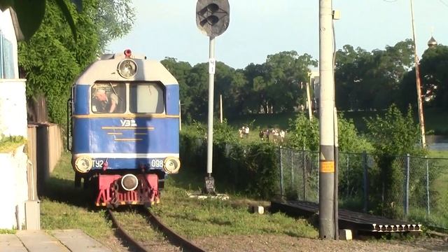 Запуск та обкатка тепловозу ТУ2-098 посля ремонту. Start-up and running-in TU2-098 loco after repai смотреть онлайн