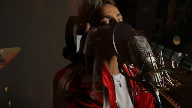 Frankie Grande ft. Ariana Grande - Seasons of Love смотреть онлайн