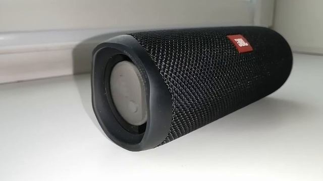 Колонка JBL FLIP 5 LFM 60% Bass Test смотреть онлайн