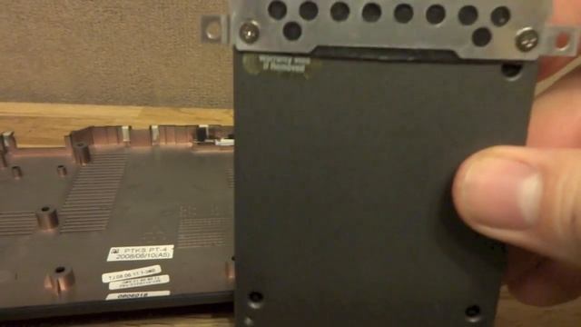 Medion Netbook SSD Einbau & Aufbereitung - TheAskarum