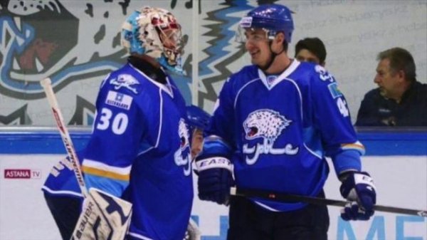 У него ж опыта больше