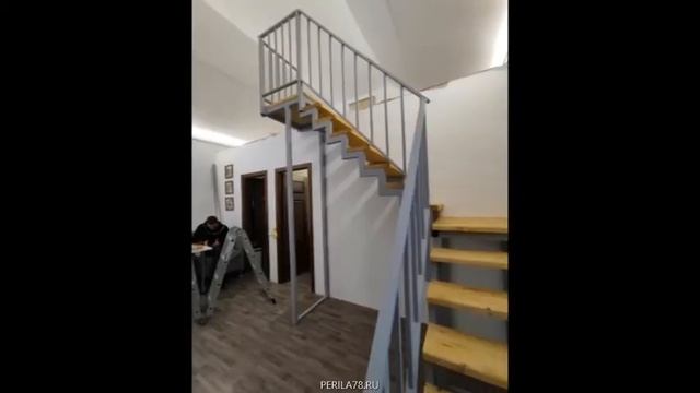 Компактная бюджетная лестница для очень маленького помещения. смотреть онлайн