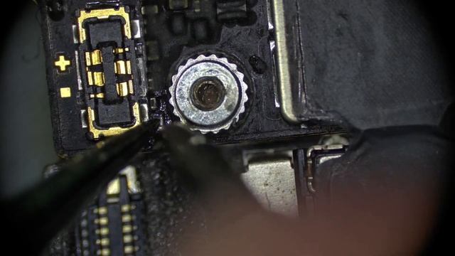 IPhone Х после водички, не включается 05.06.