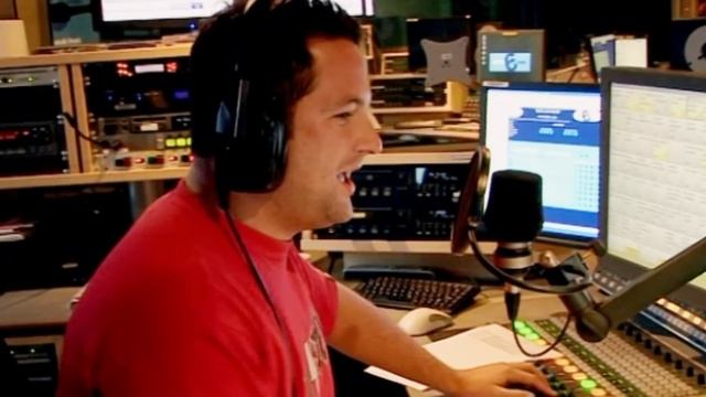 DJ Can't Even Look at Fruit and Veg | Addicted to Junk Food | Freaky Eaters (UK) S2 E2 | Only Human смотреть онлайн