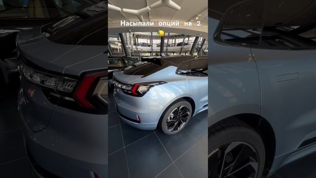 Zeekr 001 — премиум электромобиль внешне схожий с Porsche: Panamera и Taycan. Разгон 3,8с смотреть онлайн