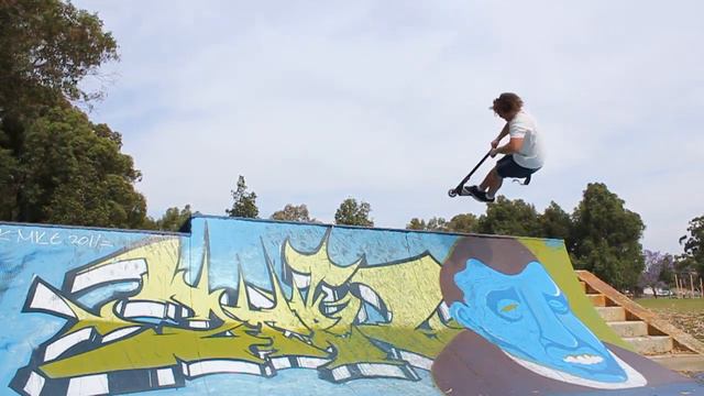 Bull Creek Day Edit смотреть онлайн