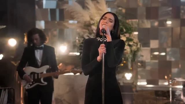 Dua Lipa At EJAF Oscars Pre-party [Full Performance In HQ]