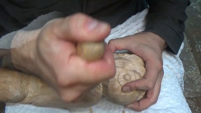 Сова из бревна. Часть 2. Резьба по дереву. Carving an owl out of a log. Part 2. Woodcarving смотреть онлайн