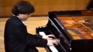 Ф. Шопен. "Большой блестящий вальс" ми-бемоль мажор (Es-dur) Op.18. Исполнитель - Алексей Султанов.