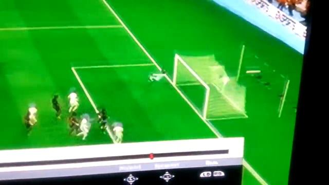 Как я забиваю за Messi в FIFA 17 смотреть онлайн