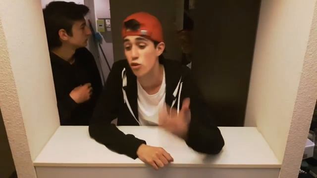 B-BULB - Oracle смотреть онлайн