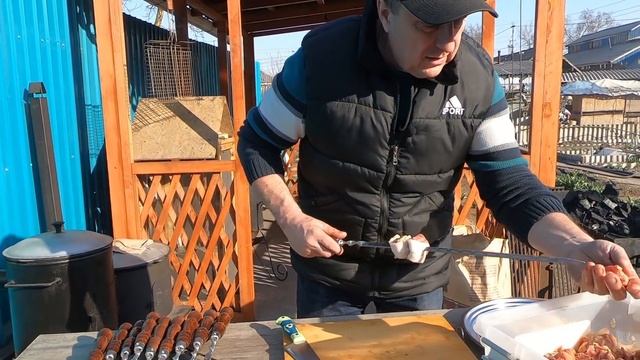 ШАШЛЫК ИЗ СВИНОЙ ШЕИ.СЕЗОН ШАШЛЫКОВ ОТКРЫТ смотреть онлайн