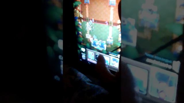 Как мой друг играет в Clash Royale смотреть онлайн