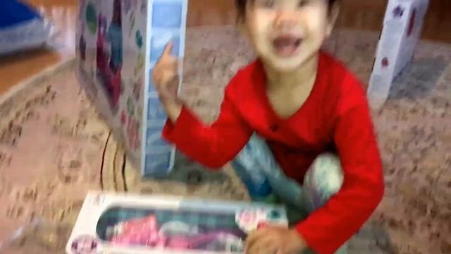 День рождения Анели, 3 года! Много подарков, шарики! смотреть онлайн