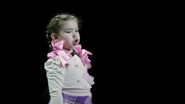 Ахметова София, стихотворение День и Ночь смотреть онлайн