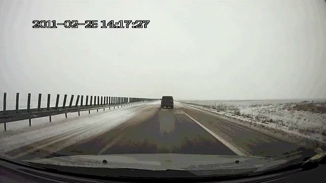 улёт с дороги Бухарест-Констанца автобан смотреть онлайн