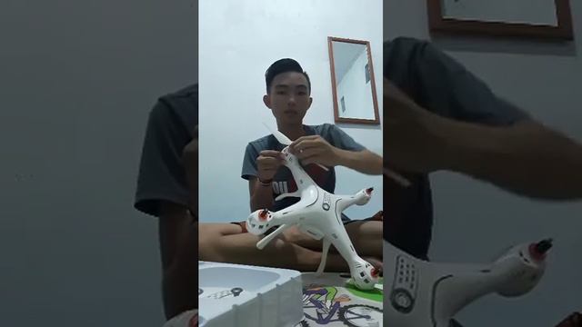UNBOXING AND INSTALATION/INSTALASI DRONE SYMA X8 PRO смотреть онлайн