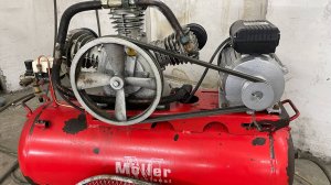 сгорел двигатель  на компрессоре