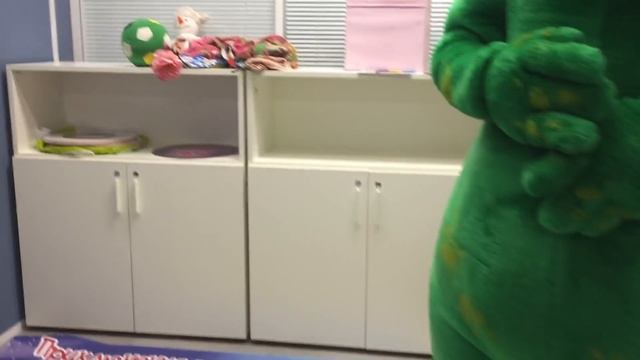 Мансур испытывает новый активный протез руки Киби от Моторики смотреть онлайн