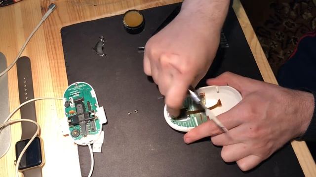 Apple Mighty Mouse ремонт и чистка шарика