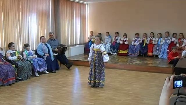 Выступление фольклорного ансамбля "Утица" школы №532 22.04.2014 смотреть онлайн