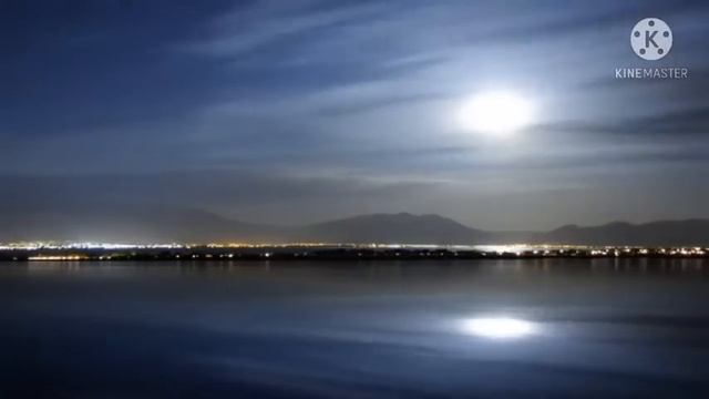 Bonnie Tyler - Total Eclipse Of The Heart (lyrics) смотреть онлайн