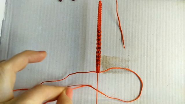 Как сделать браслет Шамбала. Фенечка с бусинками. Браслет макраме с бусинами. МК плетеный браслет смотреть онлайн