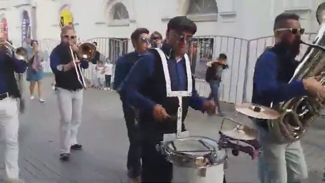 Brass band в саду Эрмитаж смотреть онлайн