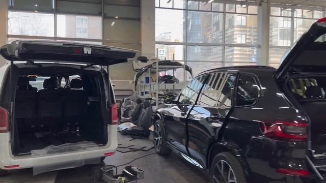 Убираем вибрацию сидений на примере V-class, Vito W447 смотреть онлайн