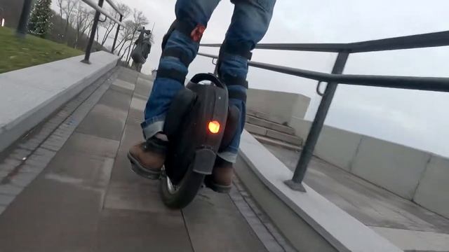 ПРОСТО 2 МИН НАРЕЗКИ. SLOW MO EUC. МОНОКОЛЕСО смотреть онлайн